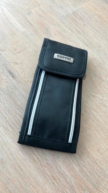 Hoesje voor een camera Combi beschikbaar voor biedingen