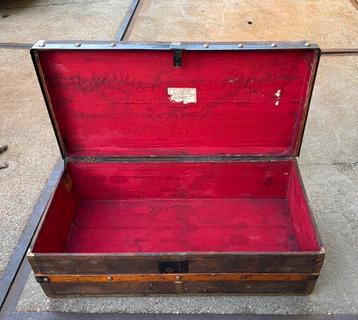 Antieke Reiskoffer C.J. Schravendijk Amsterdam beschikbaar voor biedingen