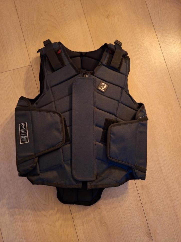 Bodyprotector Horka zgan!, Dieren en Toebehoren, Paardrijkleding, Zo goed als nieuw, Bovenkleding, Overige soorten, Ophalen of Verzenden