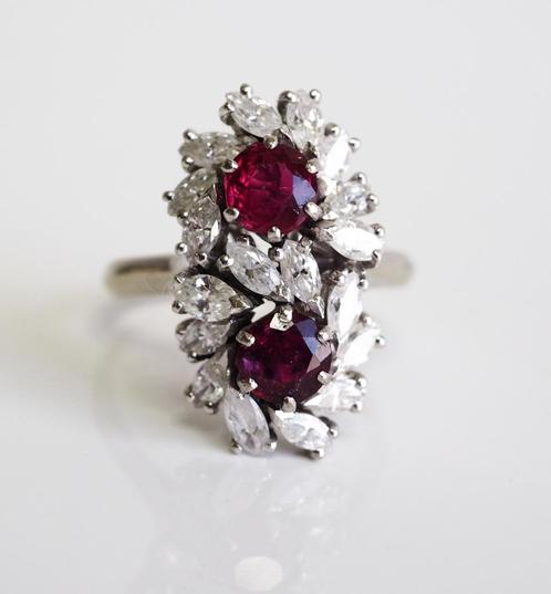22 krt witgouden ring met diamant en robijn, Sieraden, Tassen en Uiterlijk, Antieke sieraden, Ring, Goud, Met edelsteen, Ophalen of Verzenden