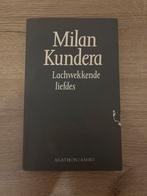 Lachwekkende liefdes - Milan Kundera, Boeken, Ophalen of Verzenden, Gelezen, Nederland