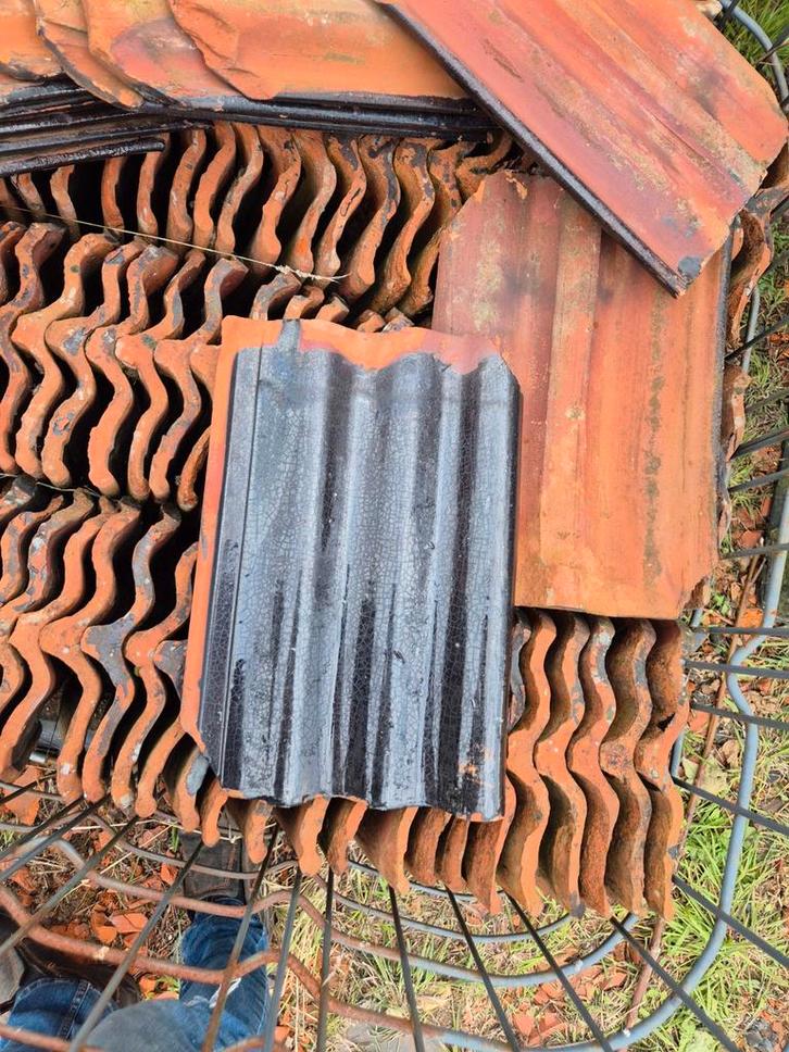 opruim koopje 3300 friese golf dakpannen zwart verglaasd, Doe-het-zelf en Verbouw, Dakpannen en Dakbedekking, Gebruikt, Dakpannen