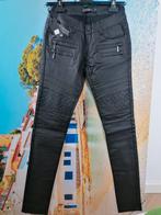 Newplay Fashion zwarte broek met veel pockets, 27, Maat 38, Kleding | Dames, Maat 38/40 (M), Newplay, Zwart, Nieuw