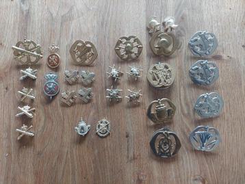 Militaire emblemen beschikbaar voor biedingen