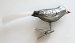 Oude Kerstbal: Vogeltje 07 op knijper ( grijs, rode snavel ), Ophalen of Verzenden
