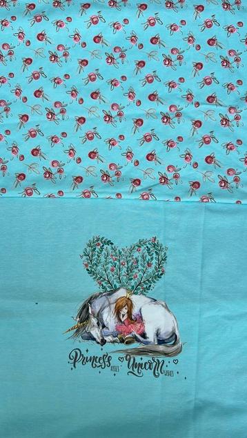 Princess unicorn and flowers.  2 lapjes beschikbaar voor biedingen