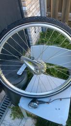 Voorwiel 26 inch  met dynamo en lamp, Fietsen en Brommers, Fietsonderdelen, Ophalen of Verzenden, Zo goed als nieuw, Algemeen