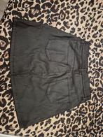Leather look mini rokje maat 40 Primark., Maat 38/40 (M), Zwart, Ophalen of Verzenden, Zo goed als nieuw