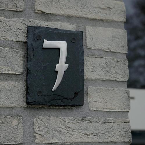 Huisnummer bordje leisteen rvs, Huis en Inrichting, Woonaccessoires | Tekstborden en Spreuken, Nieuw, Ophalen of Verzenden
