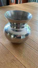 Te koop metalen zilverkleurigr vaas HEMA, Overige materialen, Gebruikt, Overige kleuren, Ophalen of Verzenden