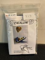 Zelfmaakpakket zwaluw atelier Pippilotta, Hobby en Vrije tijd, Vilt, Verzenden, Nieuw, Figuurtje(s), Wolvilt