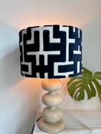 Handgemaakte lampenkap, Huis en Inrichting, Lampen | Lampenkappen, Ophalen of Verzenden, Zo goed als nieuw, Rond, 25 tot 50 cm