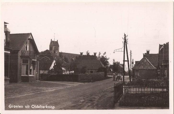 Groeten uit Oldeberkoop Dorpsgezicht met melkboer 1948, Verzamelen, Ansichtkaarten | Nederland, Ongelopen, Friesland, 1940 tot 1960