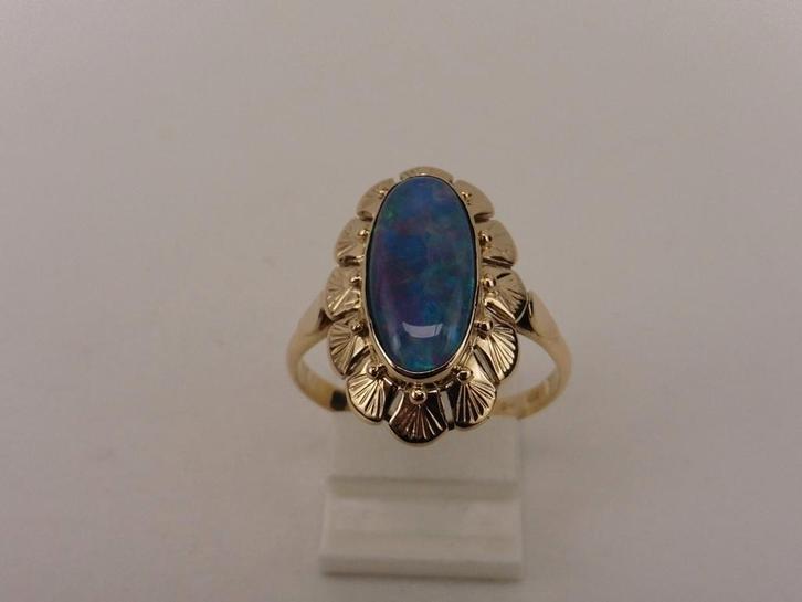 Gouden damesring met triplet opaal                       G58, Sieraden, Tassen en Uiterlijk, Ringen, Gebruikt, Dame, 19 tot 20