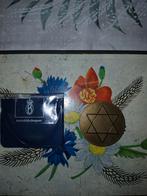 Kamp Westerbork herdenking munt, Ophalen of Verzenden, Landmacht, Nederland, Embleem of Badge