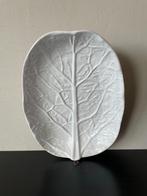 Vintage Cabbage Kool Wit Keramiek Blad Schaaltje Tray 1970s, Huis en Inrichting, Gebruikt, Keramiek, Ophalen of Verzenden, Schaal of Schalen