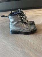 Dr Martens veterboots zilver, Kinderen en Baby's, Kinderkleding | Schoenen en Sokken, Gebruikt, Meisje, Schoenen, Ophalen of Verzenden