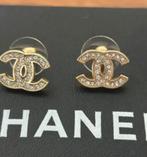 Chanel oorbellen, Sieraden, Tassen en Uiterlijk, Goud, Knopjes of Stekers, Overige materialen, Ophalen of Verzenden