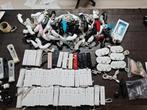 Wii Controllers, remotes, nunchucks, blokjes, Spelcomputers en Games, Games | Nintendo Wii, ., Overige genres, 1 speler, Ophalen of Verzenden
