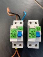 Aardlekschakelaar, deur bel travo, ampere automaat, Hobby en Vrije tijd, Elektronica-componenten, Ophalen, Gebruikt