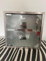 Medicijnkastje - nieuw  en afsluitbaar - 30x30x12, Huis en Inrichting, Badkamer | Badkamermeubels, Minder dan 50 cm, Overige typen