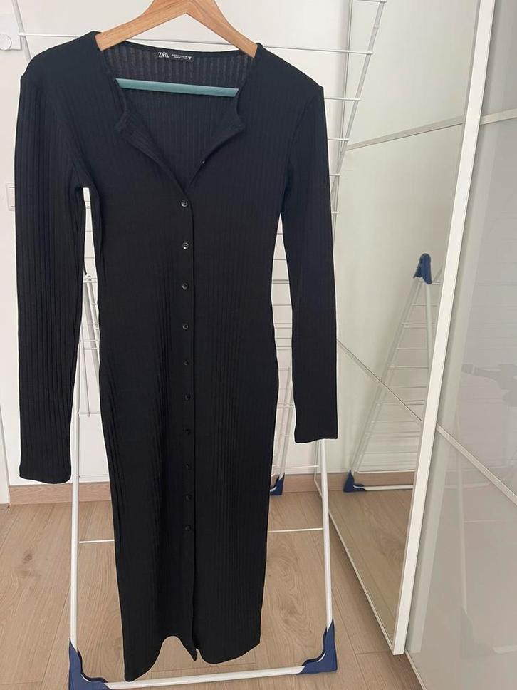 Zara rib jurk met knopen, Kleding | Dames, Jurken, Nieuw, Zwart, Ophalen of Verzenden