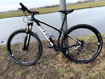 Giant advanced XTC 29inch carbon frame maat M beschikbaar voor biedingen