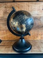 Industriële wereldbol zwart/goud nieuw, Huis en Inrichting, Woonaccessoires | Wereldbollen, Ophalen of Verzenden, Nieuw