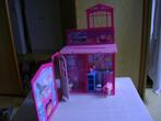 barbie openklapbaar poppenhuis 60hx38lx21br met wc kast enz, Ophalen of Verzenden, Zo goed als nieuw, Poppenhuis