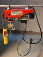 Topcraft elektrische lier (weinig gebruikt), Doe-het-zelf en Verbouw, Lieren en Takels, Ophalen of Verzenden, Gebruikt