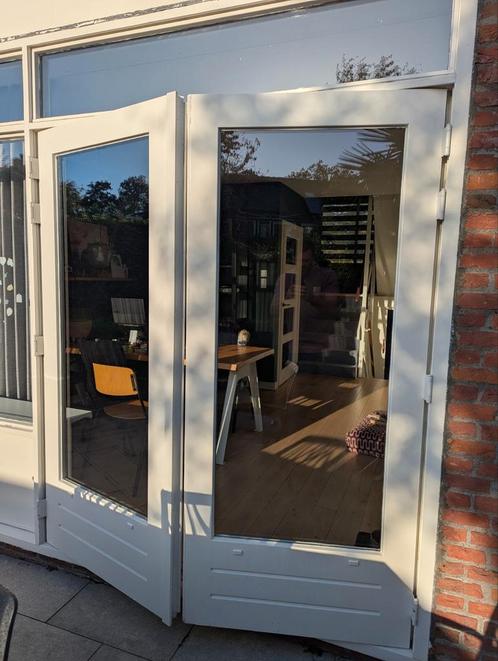 Dubbele openslaande tuindeur, Doe-het-zelf en Verbouw, Kozijnen en Schuifpuien, Gebruikt, Deurkozijn, Kunststof, Ophalen of Verzenden
