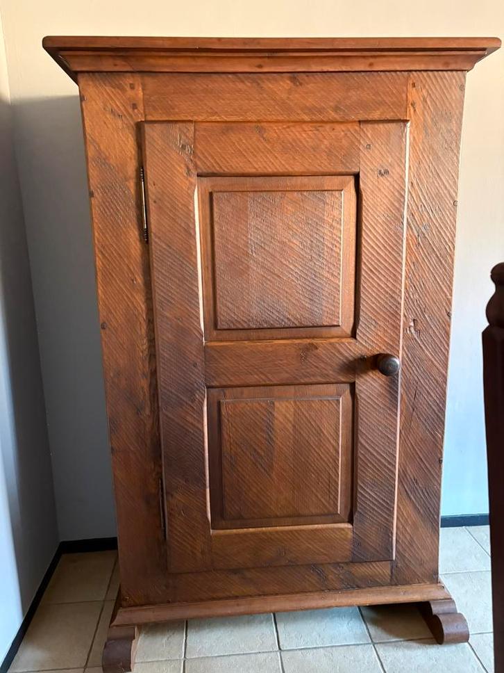 Donker eiken kast, Antiek en Kunst, Antiek | Meubels | Kasten, Ophalen
