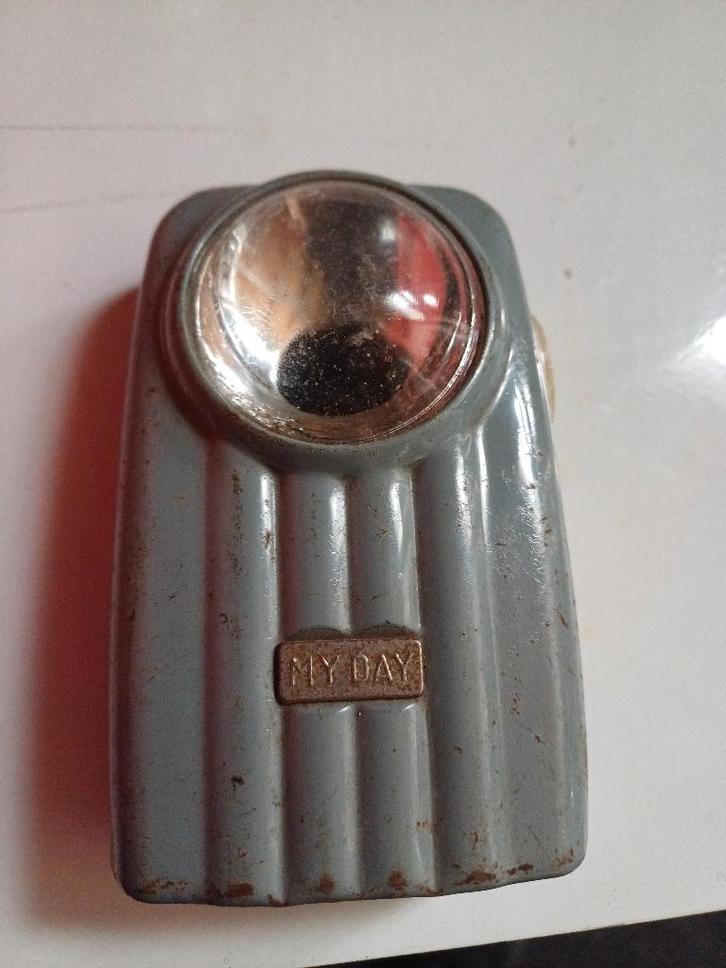 Oude zaklamp my day, Antiek en Kunst, Curiosa en Brocante, Ophalen of Verzenden