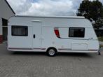 Bürstner Premio 460 TS (2016) met Ventura Pacific voortent, Rondzit, Frans bed, Hordeur, Particulier