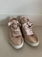 Guess gymp maat 38 rosé goud/ glitters, Gedragen, Ophalen of Verzenden, Guess, Sneakers of Gympen