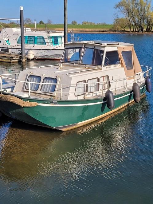 Doerak 800 Ak motorjacht, 800x310cm, 1978, Peugeot diesel., Watersport en Boten, Motorboten en Motorjachten, Gebruikt, Staal, 6 tot 9 meter