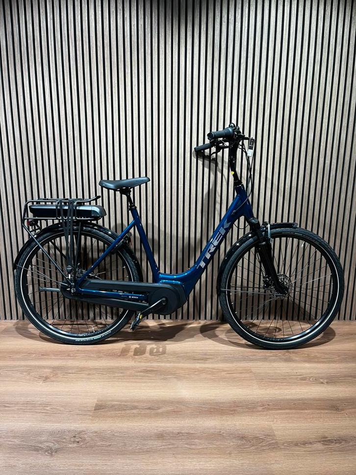 Trek district 2+ 400wh bosch middenmotor active plus, Fietsen en Brommers, Elektrische fietsen, Zo goed als nieuw, Overige merken