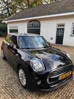 Mini 1.5 Cooper 2016 Zwart let op nieuwe motor!, Auto's, Voorwielaandrijving, 136 pk, 4 stoelen, Zwart