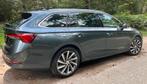 Skoda Octavia Combi iV 204pk Phev | BusEd Plus | Leder | HUD, Auto's, Skoda, Euro 6, Met garantie (alle), USB, Plug-in hybride