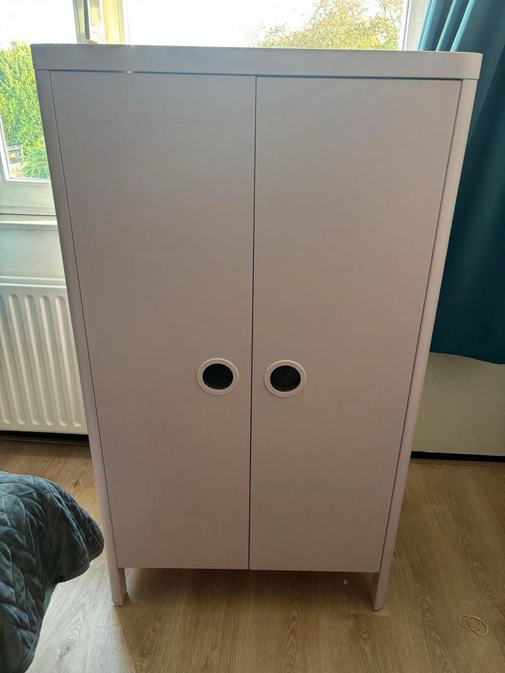 Roze IKEA Busunge Kast - Unieke Kleur!, Kinderen en Baby's, Kinderkamer | Commodes en Kasten, Gebruikt, Kast, 105 cm of meer, 75 tot 100 cm