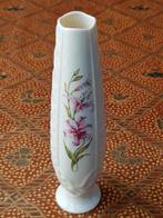 Mooi vintage vaasje uit Ierland van Belleek porselein., Ophalen of Verzenden