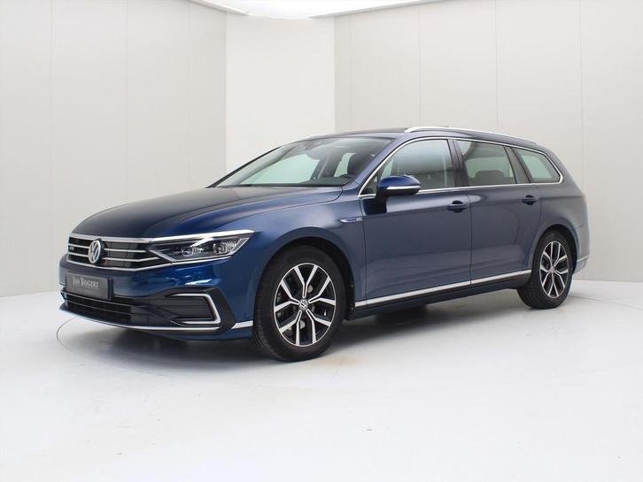 Volkswagen Passat Variant 1.4 TSI GTE 218PK DSG6 [ PANO+AREA, Auto's, Volkswagen, Bedrijf, Te koop, Passat, ABS, Achteruitrijcamera