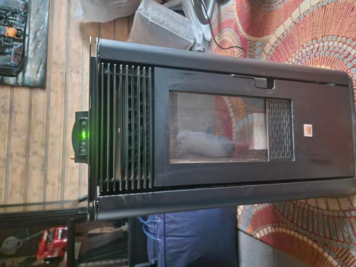 Pelletkachel 8 kw, Huis en Inrichting, Kachels, Zo goed als nieuw, Pelletkachel, Overige brandstoffen, Ophalen