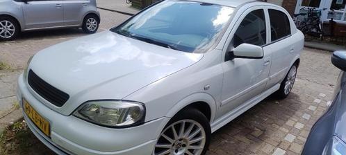 Opel Astra 1.6 16V 5D 2002 Wit, Auto's, Opel, Particulier, Astra, Airbags, Bluetooth, Centrale vergrendeling, Cruise Control, Lichtmetalen velgen