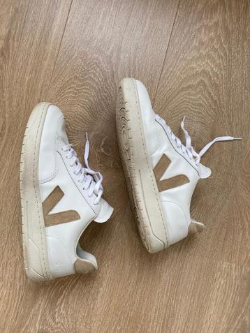 Veja V-12 sneakers wit leer maat 42 heren beschikbaar voor biedingen
