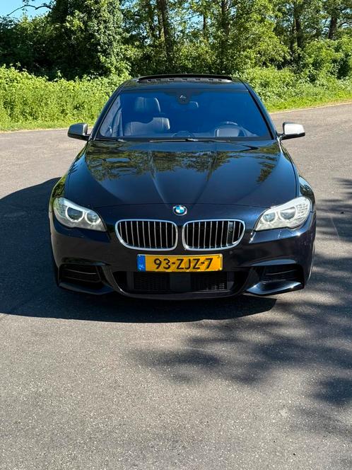 BMW 5-Serie 3.0 M550d FULL OPTION Xdrive AUT 2013 Zwart, Auto's, BMW, Particulier, 5-Serie, 360° camera, 4x4, ABS, Achteruitrijcamera