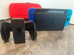 Nintendo Switch met accessoires, Spelcomputers en Games, Games | Nintendo Switch, Ophalen, Online, Gebruikt, Overige genres