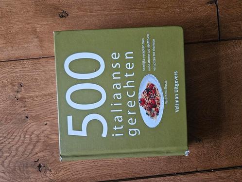 L. Wildsmith - 500 Italiaanse gerechten, Boeken, Kookboeken, Zo goed als nieuw, Italië, Ophalen of Verzenden