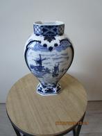 Delfts Blauwe vaas., Antiek en Kunst, Antiek | Vazen, Ophalen of Verzenden