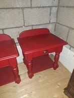 1 rode nachtkastje, Huis en Inrichting, 55 tot 70 cm, 65 cm of meer, Zo goed als nieuw, Hout